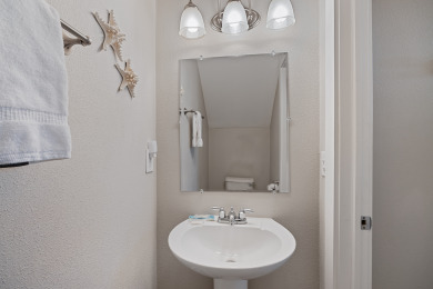 Lake House ISO Families &amp Friends To Make Cherished Beach Vacation Memories! 3 BR2.5 BA, , on  in Florida - Lakehouse Vacation Rental - Lake Home for rent on LakeHouseVacations.com