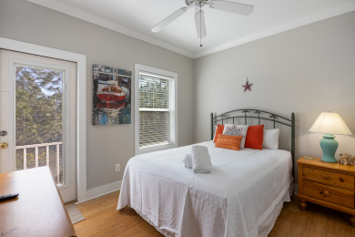 Lake House ISO Families &amp Friends To Make Cherished Beach Vacation Memories! 3 BR2.5 BA, , on  in Florida - Lakehouse Vacation Rental - Lake Home for rent on LakeHouseVacations.com