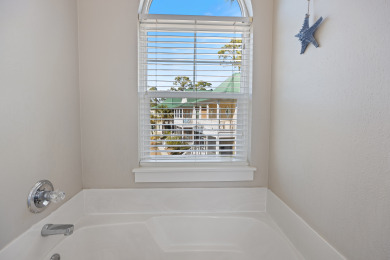 Lake House ISO Families &amp Friends To Make Cherished Beach Vacation Memories! 3 BR2.5 BA, , on  in Florida - Lakehouse Vacation Rental - Lake Home for rent on LakeHouseVacations.com