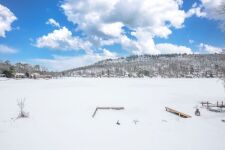 Lakehouse Vacation Rental - Lake Homes for rent on LakeHouseVacations.com, Lake property, Lake House Lake House Like-new Lake House, Options Available, Kitatinny Lake is your Backyard!, on Kittatinny Lake in New Jersey - Lakehouse Vacation Rental - Lake Home for rent on LakeHouseVacations.com