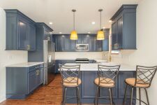 Lakehouse Vacation Rental - Lake Homes for rent on LakeHouseVacations.com, Lake property, Lake House Lake House Like-new Lake House, Options Available, Kitchen with Breakfast Bar, on Kittatinny Lake in New Jersey - Lakehouse Vacation Rental - Lake Home for rent on LakeHouseVacations.com