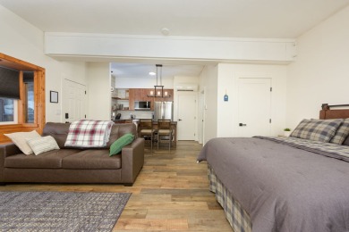 Lake House Honeymoon Lodge With Breath Taking Views Of The Valley (SL281A), , on  in Nevada - Lakehouse Vacation Rental - Lake Home for rent on LakeHouseVacations.com