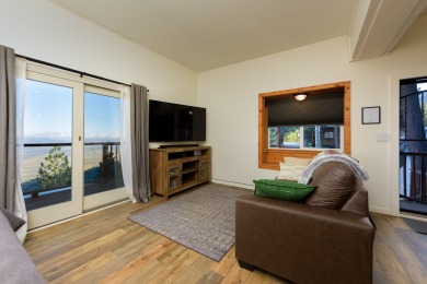 Lake House Honeymoon Lodge With Breath Taking Views Of The Valley (SL281A), , on  in Nevada - Lakehouse Vacation Rental - Lake Home for rent on LakeHouseVacations.com