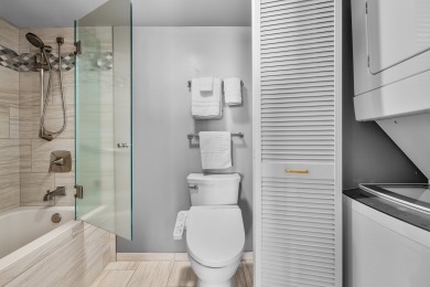 Lake House Luxury ocean view suite just across street from Waikiki Beach! Free parking!, , on  in Hawaii - Lakehouse Vacation Rental - Lake Home for rent on LakeHouseVacations.com