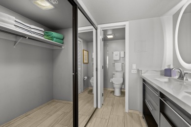 Lake House Luxury ocean view suite just across street from Waikiki Beach! Free parking!, , on  in Hawaii - Lakehouse Vacation Rental - Lake Home for rent on LakeHouseVacations.com