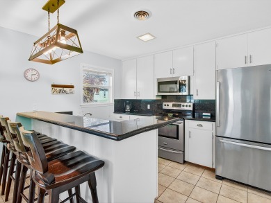 Lake House Beautiful 4-bedroom, 3-bath home in Key Allegro, , on  in Texas - Lakehouse Vacation Rental - Lake Home for rent on LakeHouseVacations.com