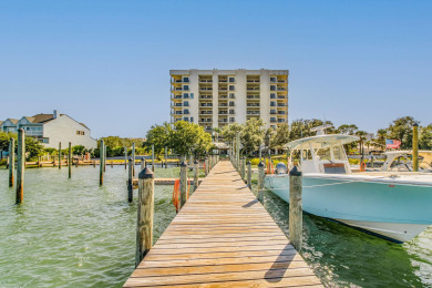 Lake House Gulf Front - Boat Slips Available - Shipwatch D403 - Signature Properties, , on  in Florida - Lakehouse Vacation Rental - Lake Home for rent on LakeHouseVacations.com