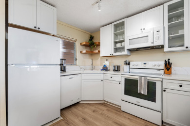 Lake House Kailua Village#705 High Floor, Gorgeous Remodeled 1 bedroom, in Heart of Town, , on  in Hawaii - Lakehouse Vacation Rental - Lake Home for rent on LakeHouseVacations.com