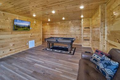 Lake House Cabin wBreathtaking Views, Hot Tub &amp Game Room, , on  in Tennessee - Lakehouse Vacation Rental - Lake Home for rent on LakeHouseVacations.com