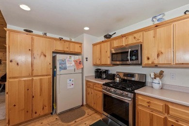 Lake House Spacious Log Cabin w Game Room &amp AC Near Bear Mountain, , on  in California - Lakehouse Vacation Rental - Lake Home for rent on LakeHouseVacations.com