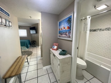 Lake House Teal Latitude Studio Pools Walk to Beach, , on  in Alabama - Lakehouse Vacation Rental - Lake Home for rent on LakeHouseVacations.com