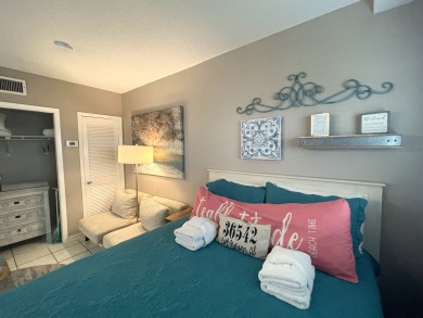 Lake House Teal Latitude Studio Pools Walk to Beach, , on  in Alabama - Lakehouse Vacation Rental - Lake Home for rent on LakeHouseVacations.com