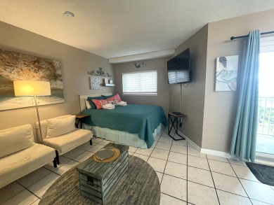 Lake House Teal Latitude Studio Pools Walk to Beach, , on  in Alabama - Lakehouse Vacation Rental - Lake Home for rent on LakeHouseVacations.com