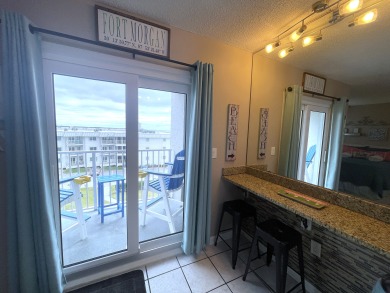 Lake House Teal Latitude Studio Pools Walk to Beach, , on  in Alabama - Lakehouse Vacation Rental - Lake Home for rent on LakeHouseVacations.com