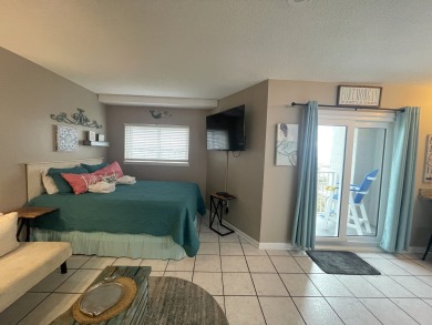 Lake House Teal Latitude Studio Pools Walk to Beach, , on  in Alabama - Lakehouse Vacation Rental - Lake Home for rent on LakeHouseVacations.com