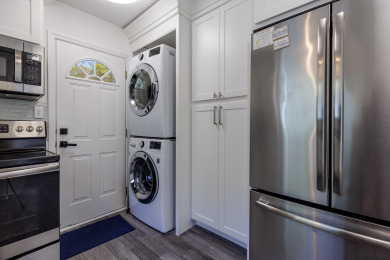 Lake House 10 Lawton Road Sea Pines home with Private Pool. 3BD2BTSleeps 8, , on  in South Carolina - Lakehouse Vacation Rental - Lake Home for rent on LakeHouseVacations.com