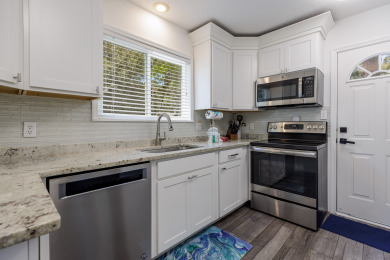 Lake House 10 Lawton Road Sea Pines home with Private Pool. 3BD2BTSleeps 8, , on  in South Carolina - Lakehouse Vacation Rental - Lake Home for rent on LakeHouseVacations.com