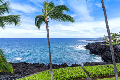 Lake House Kksr#4303 Direct Oceanfront, Top Floor, Ac, Remodeled, Sleeps 8, , on  in Hawaii - Lakehouse Vacation Rental - Lake Home for rent on LakeHouseVacations.com