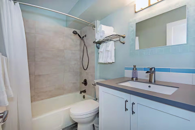 Lake House Comfy studio in Heart of Waikiki! Quick walk to beach, close to Ala Moana!, , on  in Hawaii - Lakehouse Vacation Rental - Lake Home for rent on LakeHouseVacations.com