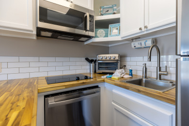 Lake House 233 Breakers Oceanfront Villa! 1BD1BASleeps 6, , on  in South Carolina - Lakehouse Vacation Rental - Lake Home for rent on LakeHouseVacations.com