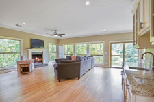 Lake House Lay Lake Home Rental , , on Lay Lake in Alabama - Lakehouse Vacation Rental - Lake Home for rent on LakeHouseVacations.com