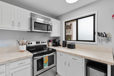 Lake House Royal Kahili B204 Central AC Across from Lyman s &amp Banyans, , on  in Hawaii - Lakehouse Vacation Rental - Lake Home for rent on LakeHouseVacations.com