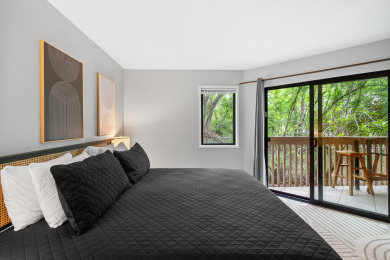 Lake House Royal Kahili B204 Central AC Across from Lyman s &amp Banyans, , on  in Hawaii - Lakehouse Vacation Rental - Lake Home for rent on LakeHouseVacations.com