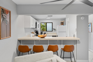 Lake House Royal Kahili B204 Central AC Across from Lyman s &amp Banyans, , on  in Hawaii - Lakehouse Vacation Rental - Lake Home for rent on LakeHouseVacations.com