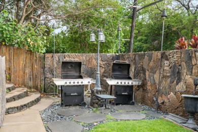 Lake House Royal Kahili B204 Central AC Across from Lyman s &amp Banyans, , on  in Hawaii - Lakehouse Vacation Rental - Lake Home for rent on LakeHouseVacations.com