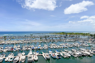 Lake House 14th Floor Waikiki City &amp Mountain Views! Full Kitchen! Walk to Beach!, , on  in Hawaii - Lakehouse Vacation Rental - Lake Home for rent on LakeHouseVacations.com