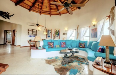Lake House Colorful design and plenty of amenities, 3 bedrooms 3 baths, , on  in Belize District - Lakehouse Vacation Rental - Lake Home for rent on LakeHouseVacations.com
