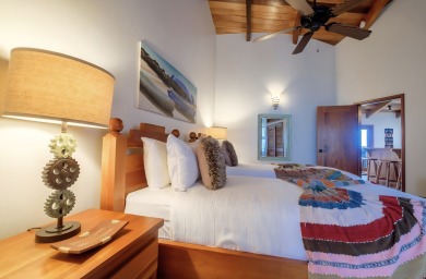 Lake House Colorful design and plenty of amenities, 3 bedrooms 3 baths, , on  in Belize District - Lakehouse Vacation Rental - Lake Home for rent on LakeHouseVacations.com