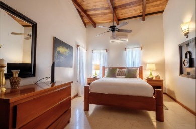 Lake House Colorful design and plenty of amenities, 3 bedrooms 3 baths, , on  in Belize District - Lakehouse Vacation Rental - Lake Home for rent on LakeHouseVacations.com