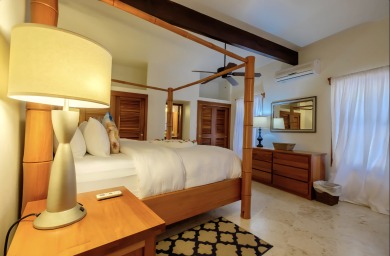 Lake House Fabulous views of the sea only footsteps away from your door., , on  in Belize District - Lakehouse Vacation Rental - Lake Home for rent on LakeHouseVacations.com