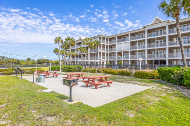 Lake House New Listing at Grand Caribbean! Sea Sparrow Nest is a 1 BR 1BA that sleeps 6, , on  in Florida - Lakehouse Vacation Rental - Lake Home for rent on LakeHouseVacations.com