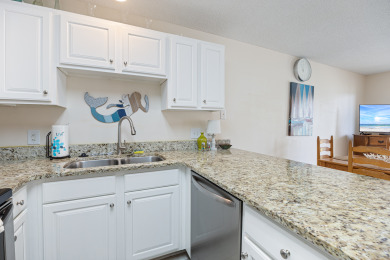 Lake House New Listing at Grand Caribbean! Sea Sparrow Nest is a 1 BR 1BA that sleeps 6, , on  in Florida - Lakehouse Vacation Rental - Lake Home for rent on LakeHouseVacations.com