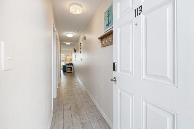 Lake House New Listing at Grand Caribbean! Sea Sparrow Nest is a 1 BR 1BA that sleeps 6, , on  in Florida - Lakehouse Vacation Rental - Lake Home for rent on LakeHouseVacations.com