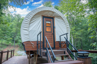Lake House Luxury Covered Wagon Stay Firepit, Views, Stargazing, , on  in Tennessee - Lakehouse Vacation Rental - Lake Home for rent on LakeHouseVacations.com