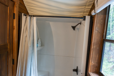 Lake House Luxury Covered Wagon Stay Firepit, Views, Stargazing, , on  in Tennessee - Lakehouse Vacation Rental - Lake Home for rent on LakeHouseVacations.com