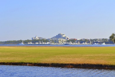 Lake House New Listing! Pilot House 328 beach tram, free wifi, huge pool area, , on  in Florida - Lakehouse Vacation Rental - Lake Home for rent on LakeHouseVacations.com