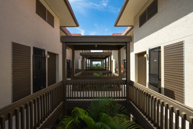 Lake House Kona Mansions#226 Top Floor, New Vacation Rental, Heart of Kona Town, , on  in Hawaii - Lakehouse Vacation Rental - Lake Home for rent on LakeHouseVacations.com