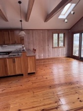 Lake House Connecticut Lakehouse For Rent, , on Crystal Lake in Connecticut - Lakehouse Vacation Rental - Lake Home for rent on LakeHouseVacations.com