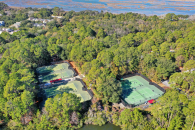 Lake House Stunning 5 Bedroom Home with a private pool &amp spa, 5 minute walk to the beach, , on  in South Carolina - Lakehouse Vacation Rental - Lake Home for rent on LakeHouseVacations.com