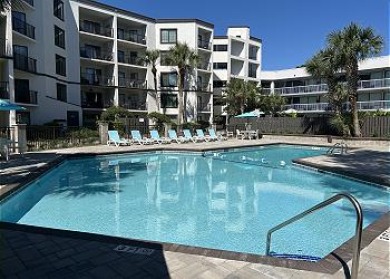 Lake House 2 Bedroom 2 Bathroom Condo - Completely Renovated Short Walk to the Beach, , on  in South Carolina - Lakehouse Vacation Rental - Lake Home for rent on LakeHouseVacations.com