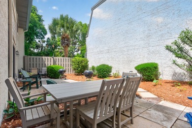 Lake House Surf Court 46 - Updated 3 bedroom Townhouse - 1 block to the Beach, , on  in South Carolina - Lakehouse Vacation Rental - Lake Home for rent on LakeHouseVacations.com