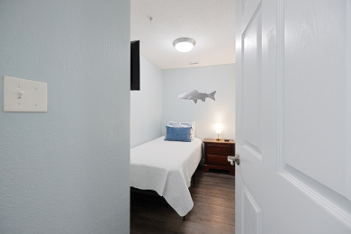 Lake House 1 Bedroom Waterfront Gem tucked away in beautiful Harbour Pointe - Sleeps 4+ , , on  in Florida - Lakehouse Vacation Rental - Lake Home for rent on LakeHouseVacations.com