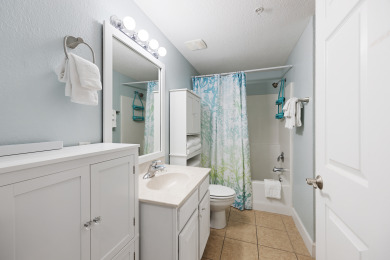 Lake House 1 Bedroom Waterfront Gem tucked away in beautiful Harbour Pointe - Sleeps 4+ , , on  in Florida - Lakehouse Vacation Rental - Lake Home for rent on LakeHouseVacations.com