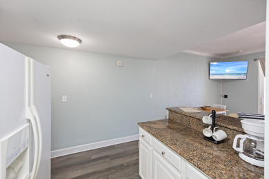 Lake House 1 Bedroom Waterfront Gem tucked away in beautiful Harbour Pointe - Sleeps 4+ , , on  in Florida - Lakehouse Vacation Rental - Lake Home for rent on LakeHouseVacations.com