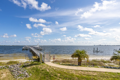 Lake House 1 Bedroom Waterfront Gem tucked away in beautiful Harbour Pointe - Sleeps 4+ , , on  in Florida - Lakehouse Vacation Rental - Lake Home for rent on LakeHouseVacations.com