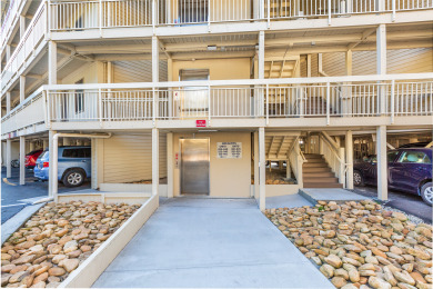 Lake House 309 Breakers Oceanfront End Unit Villa, 1BD1BA. Hosts 6., , on  in South Carolina - Lakehouse Vacation Rental - Lake Home for rent on LakeHouseVacations.com